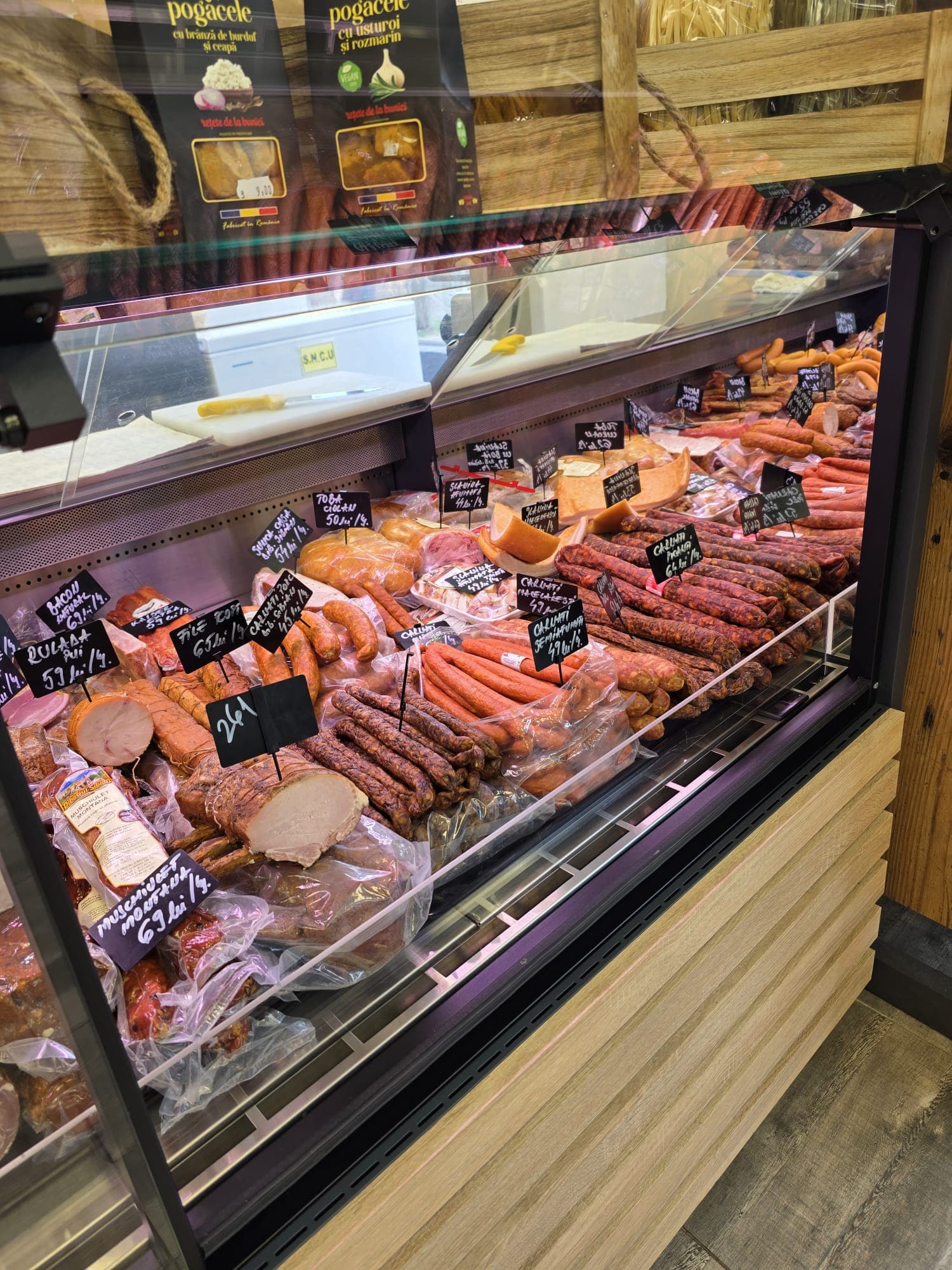 MEZELURI ROMÂNEȘTI