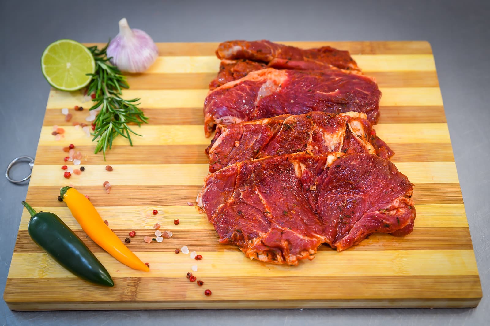 PASTRAMA BERBECUT IN BAIȚ