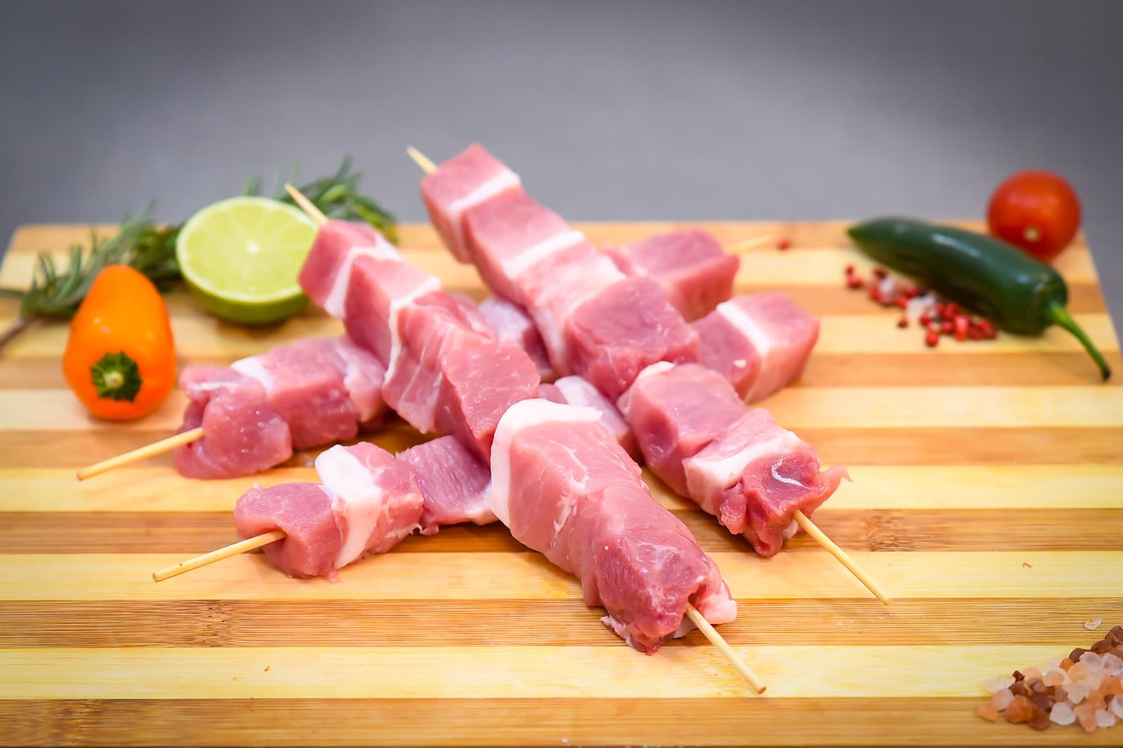 FRIGĂRUI CARNE PORC